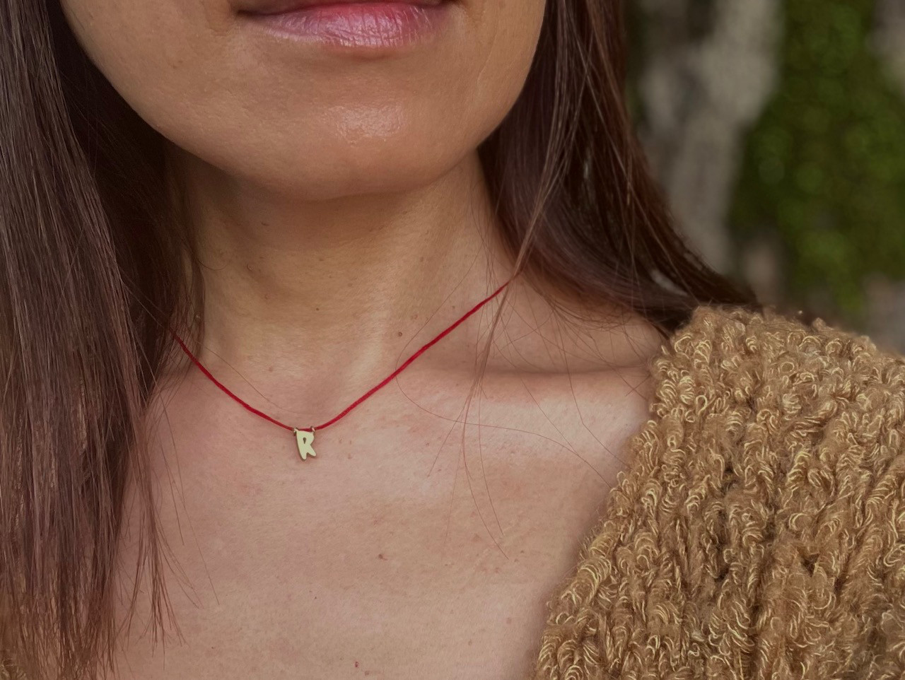 調節可能なカラーコード ユニセックス イニシャル アルファベット ”T””R””U””E” 紐ネックレスチョーカー