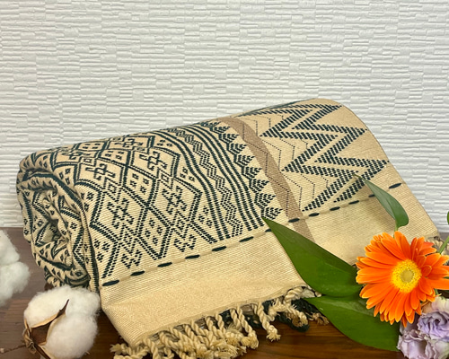 マルチクロス マルチカバー ミャンマー民族の伝統的な模様をモチーフ