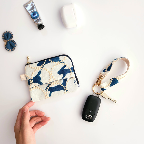【マルチケース】ミナペルホネン タンバリン navy × light blue Amazon.co.jp: ミナペルホネン タンバリン 生地 はぎれライト