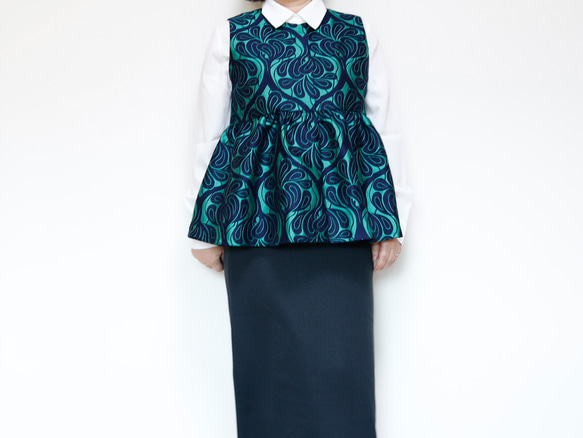 ペプラムベスト コベントガーデーン グリーン  卒入式 セレモニー オフィス パーティ 結婚式 2枚目の画像
