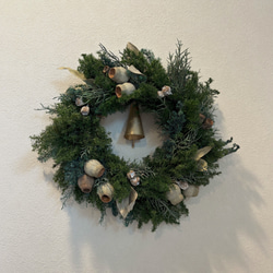 Christmas wreathe　クリスマスリース　アンティークベル付き 1枚目の画像