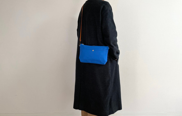倉敷帆布サコッシュ (M)ブルー 1枚目の画像