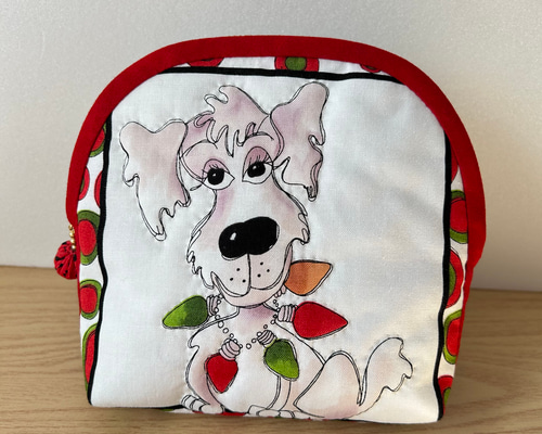 ✨完成品✨クリスマスポーチ (大きめ) ラウンドポーチ キルトポーチ