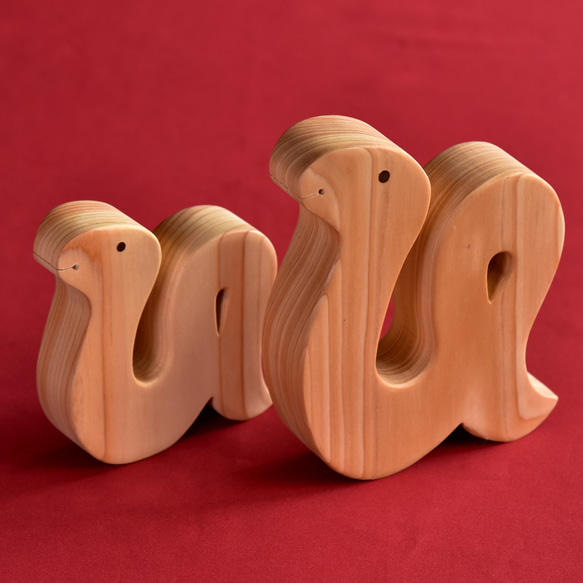 令和七年(2025年)へび年・巳年・　木製(熊本県産材桧)の干支・乙巳(きのとみ)　(品番001-1109) 5枚目の画像