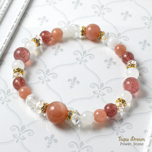 心をやさしく灯す 希望と再生のお守り ｜ オレンジムーンストーン