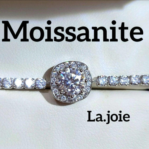 K18 5mm モアッサナイト ペンダントトップ ダイヤチャーム p.38