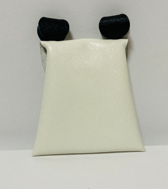 パンダの革小物 2枚目の画像