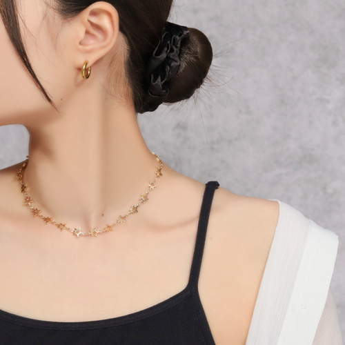 星のチェーンネックレス《ゴールド》【14kgf】スターモチーフ