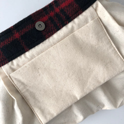 【☃冬限定☃】もこもこクラッチバッグ・赤いタータンチェック 5枚目の画像