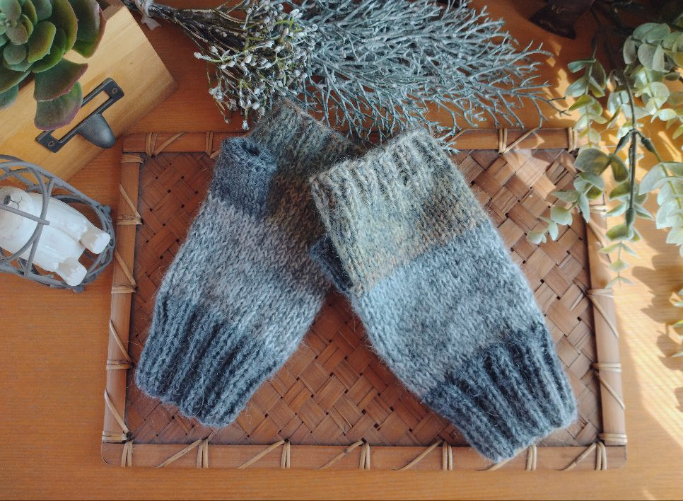 【受注制作】カシミヤ×モヘアのハンドウォーマー