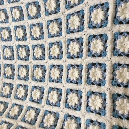 グラニースクエア ブランケット かぎ針編み 花柄 大判 カーペット