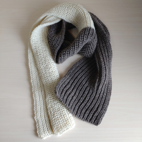 10%OFF】ブリオッシュ編みのバイカラーマフラー 茶白 マフラー しゅう