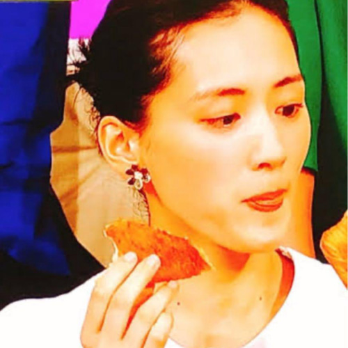 ✨最高級✨芸能人✨海外セレブ✨ラージフラワー✨ピアス✨至高