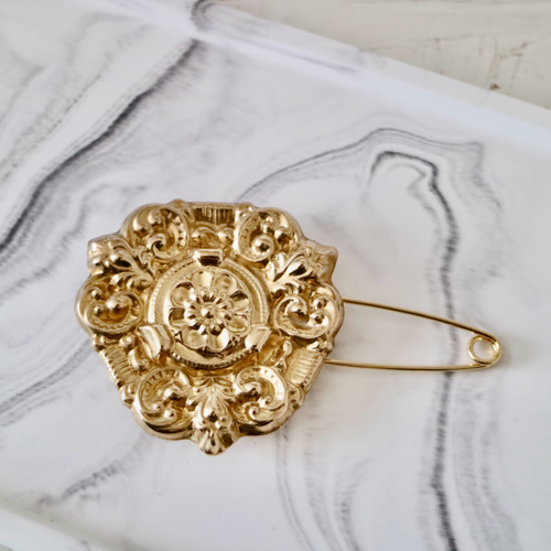 真鍮 ブローチピン バロック 大きめ ブローチ Boho Beads Chest 通販