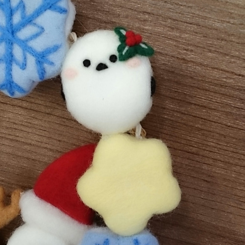 シマエナガたちのクリスマスリース シマエナガまみれ 羊毛フェルト oh