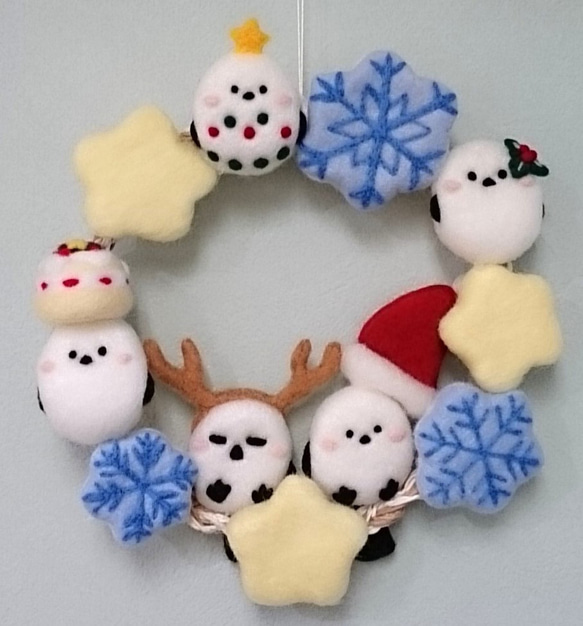 シマエナガたちのクリスマスリース シマエナガまみれ 羊毛フェルト oh