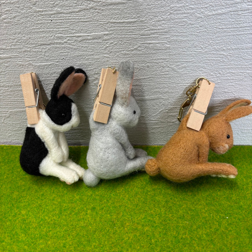 クッションキーホルダー、うさぎフリルフェルト クッション