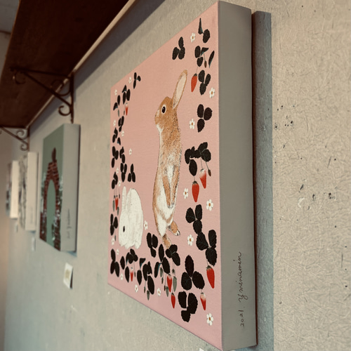 アートキャンバス 30×30 うさぎと苺 イラスト minamin 通販 18471290