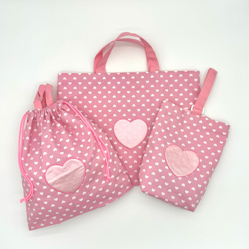 レッスンバッグ 上履き入れ　体操服袋　ヌビ　ハート刺繍　ハートキルト ○ハートがいっぱい♡通園通学3点セット/薄ピンク/上履き入れ 体操着袋