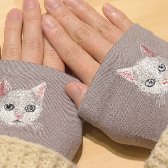 【白貓】貓咪刺繡臂套，日本製，100%羊毛，禮品 第6張的照片