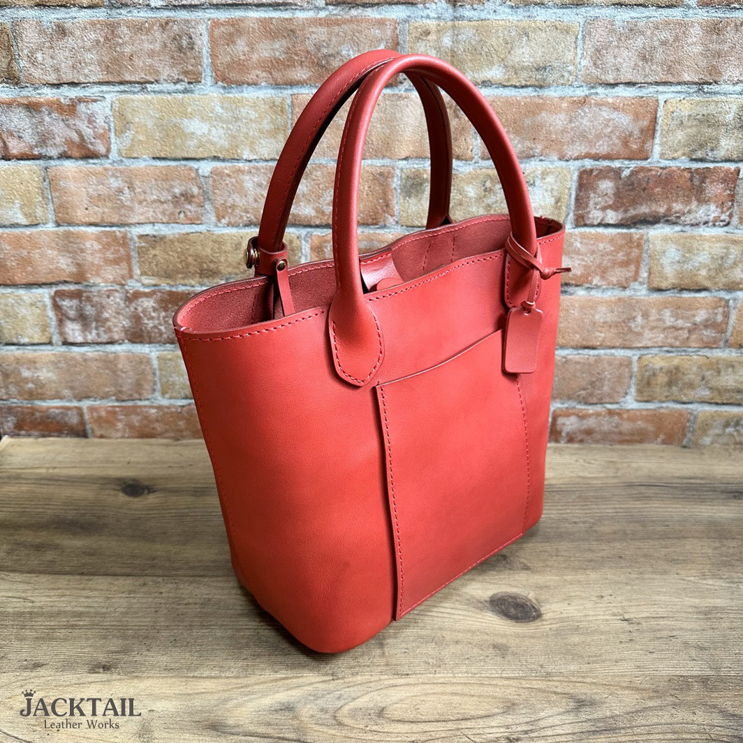 leathersレザー 赤　ほぼ新品 トートバッグ Lewis
