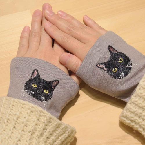 黒猫】猫刺繍 アームウォーマ 日本製 ウール100％ ギフト 手袋