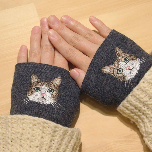 【雉雞白】貓咪刺繡臂套，日本製，100%羊毛，禮品 第6張的照片