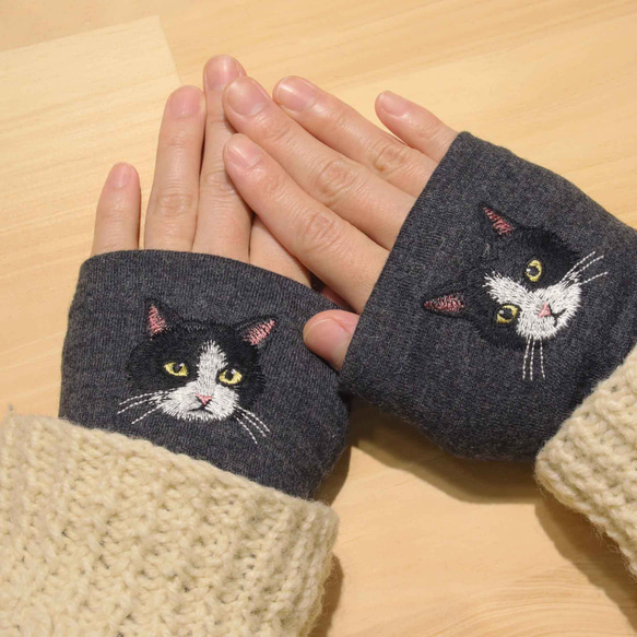 【黑白】貓咪刺繡臂套，日本製，100%羊毛，禮品 第4張的照片