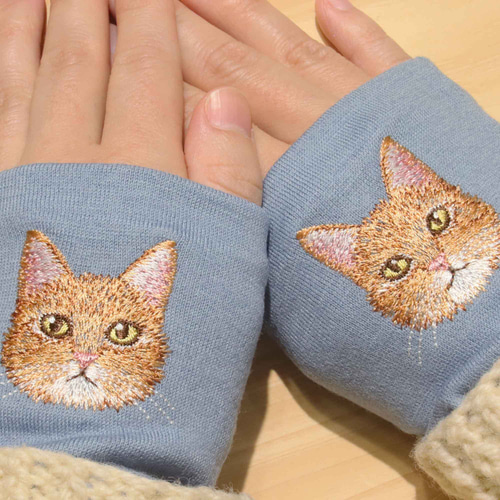 茶トラ】猫刺繍 アームウォーマ 日本製 ウール100％ ギフト 手袋