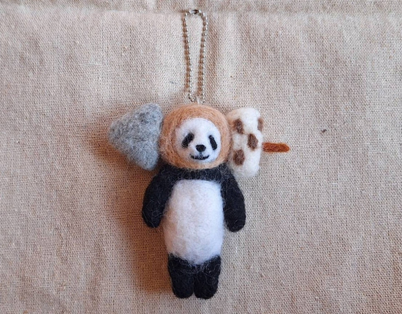 ♡羊毛フェルト おでんの被り物パンダさんキーホルダー♡ 羊毛フェルト