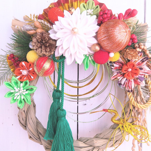 お正月飾り つまみ細工のしめ縄4 大き目でシックなカラーのお正月