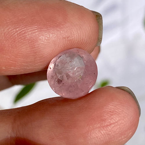 モルガナイト　スフィア　ベリル　天然石 モルガナイト スフィア ベリル 天然石