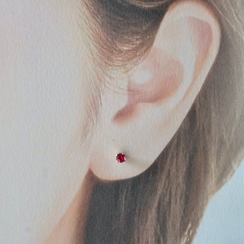 送料無料】8月誕生石 レッドスピネル スタッドピアス 14k