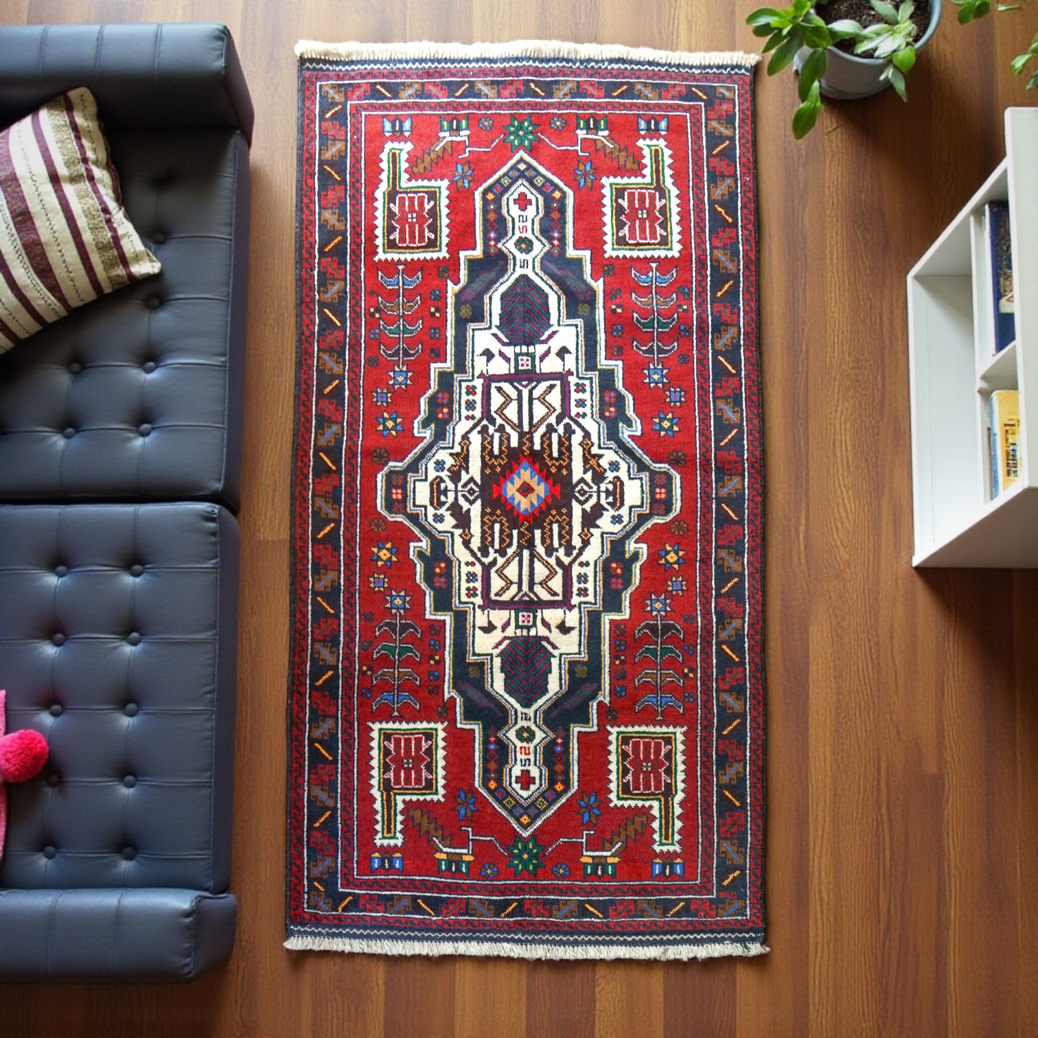 163×95cm ペルシャ手織り絨毯 バルーチ