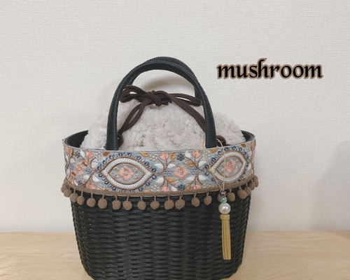 ※お取り置き　刺繍手芸家さま　リボン刺繍　かごバッグ お取り置き 刺繍手芸家さま リボン刺繍 かごバッグ