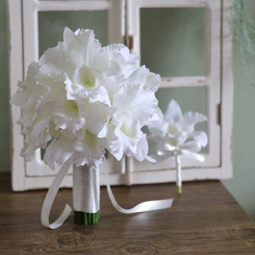 ランの女王 カトレアブーケ ブートニア付き アーティフィシャル