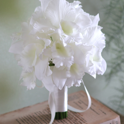 カトレア、ブーケ♪ 楽天市場】ウエディングブーケ/カトレアキャスケードブーケ【smtb-tk