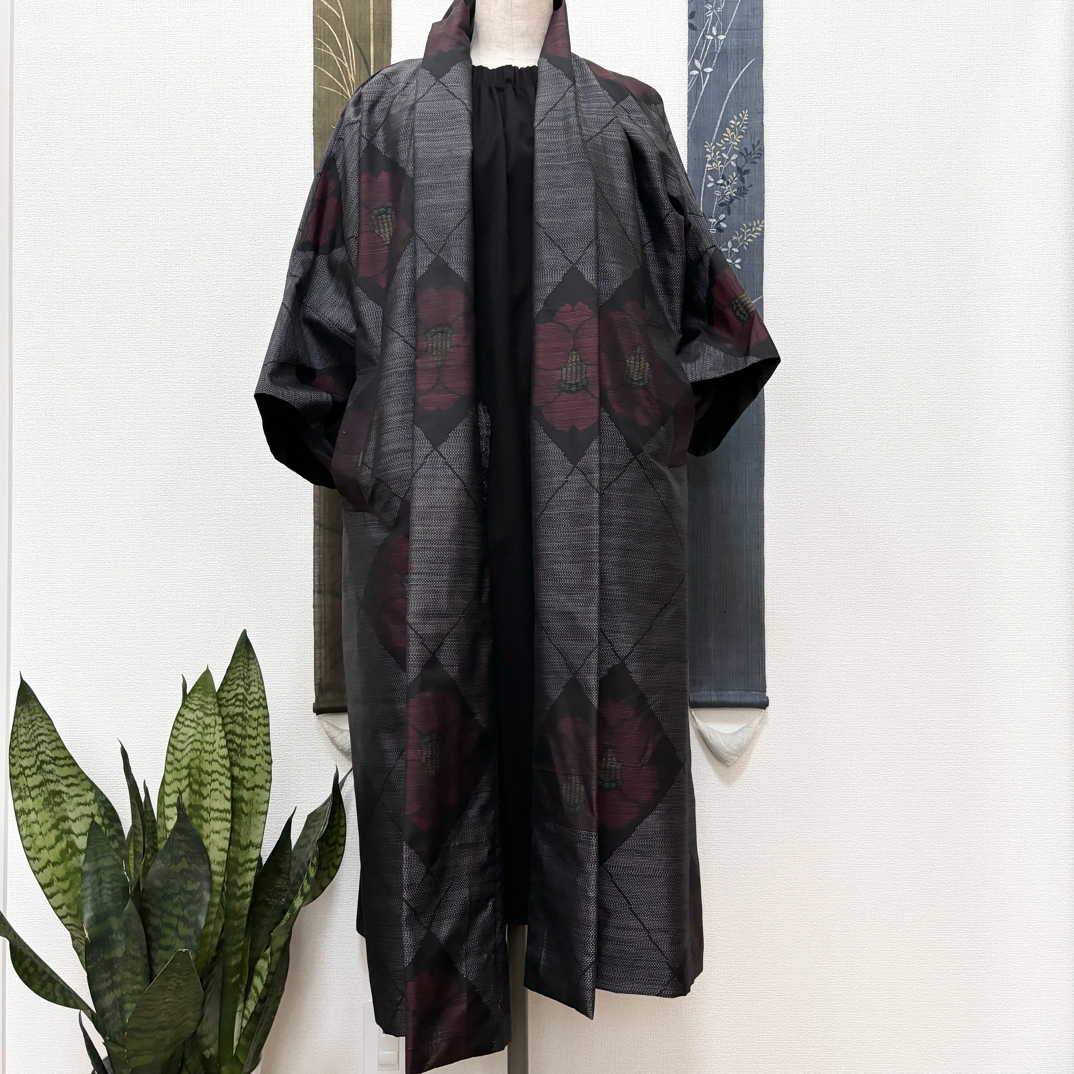 お値下げ品　大島紬で作ったコート　寒椿