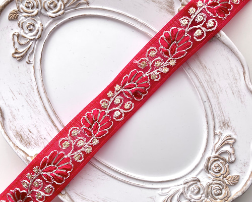 545 【 幅：2cm 】 インド刺繍リボン ファイアレッド チュール リボン
