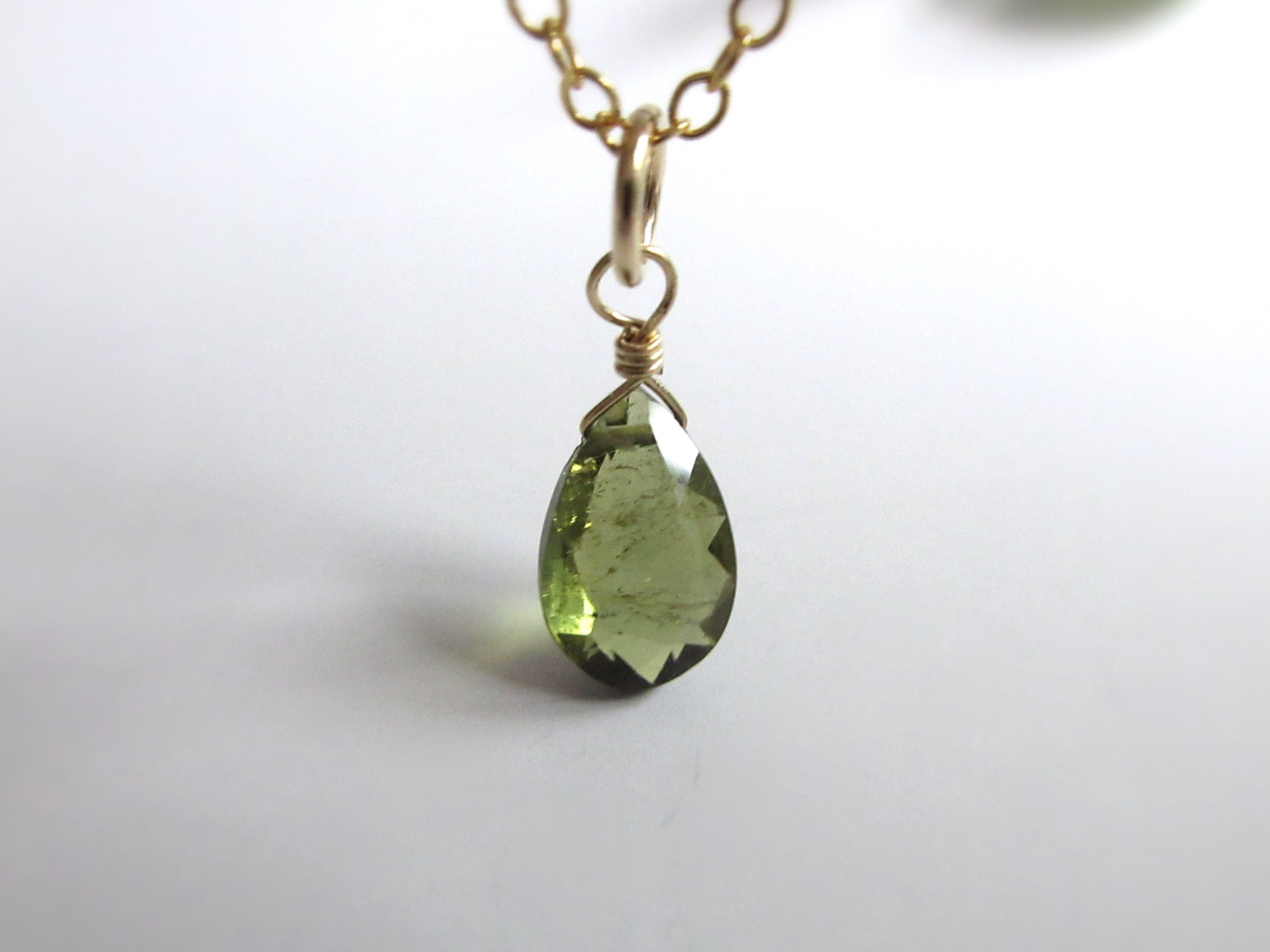 【10月の誕生石】7.6mm「グリーントルマリン」14kgfネックレス