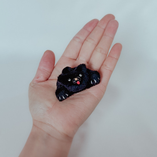 くろくまブローチ」 ぬいぐるみブローチ ブローチ mu-mu-friends