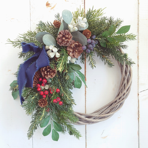 大人クリスマス リース｜フォレストグリーンとトネリコの冬ハーフ