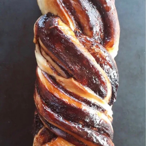 天然甘酒酵母のパン屋の焼きたてバブカ(コーヒーとチョコチップ) パン