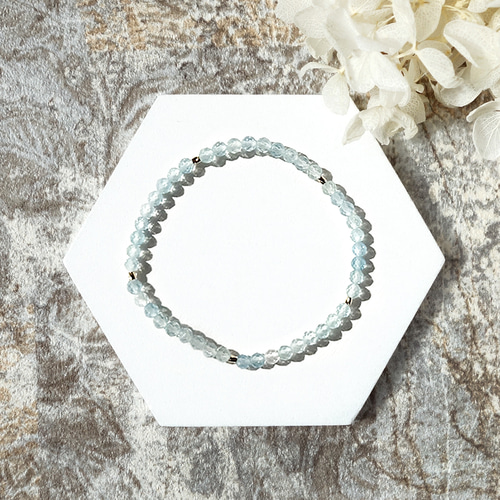Aquamarine／澄み切った水のようなきらめき アクアマリン
