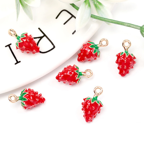 M14160 3個 いちごチャーム 苺 イチゴ ストロベリーモチーフ フルーツ  