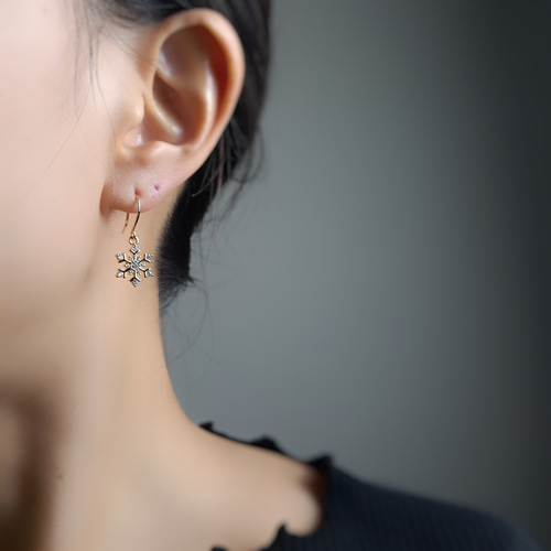 4℃10KYGピアス/2way/キュービックジルコニア/ゆらゆら可愛い♡ 4℃10KYGピアス/2way/キュービックジルコニア/ゆらゆら可愛い♡ Amazon