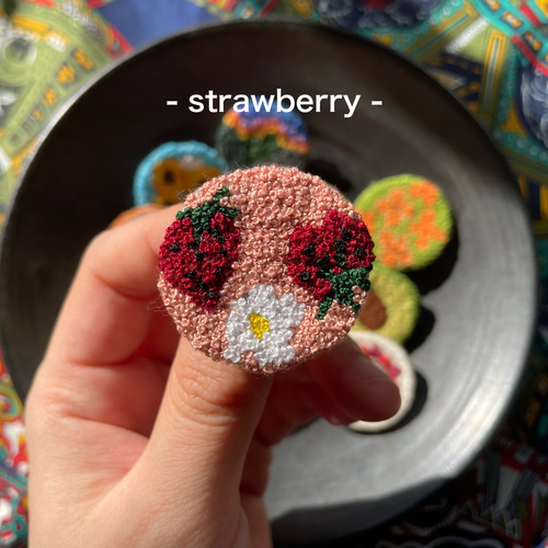 刺繍ブローチ(フレンチノットステッチ) ブローチ SLOW / スロウ