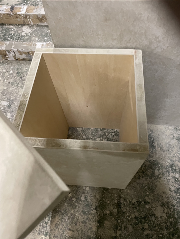 収納付きディスプレイラック 4枚目の画像