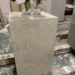 収納付きディスプレイラック 1枚目の画像