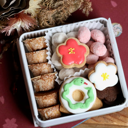 お年賀に☆お正月のクッキー缶（L)お正月ハンドメイド2025